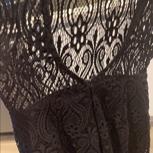 Crocheted shorts one piece - Picture 4 of 4